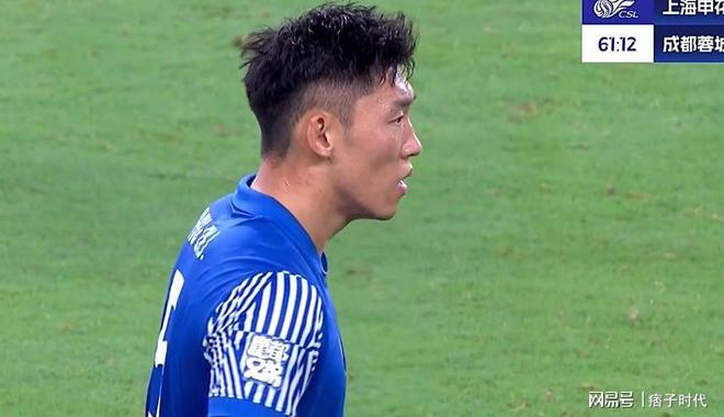 川蜀金雕队对阵粤西雷霆队,击剑附加赛读秒绝平,门将神扑救主——细节处理更胜一筹(射击老将李岳宏前两届奥运会都是铜牌) 川蜀金雕队对阵粤西雷霆队,击剑附加赛读秒绝平,门将神扑救主——细节处理更胜一筹(射击老将李岳宏前两届奥运会都是铜牌)