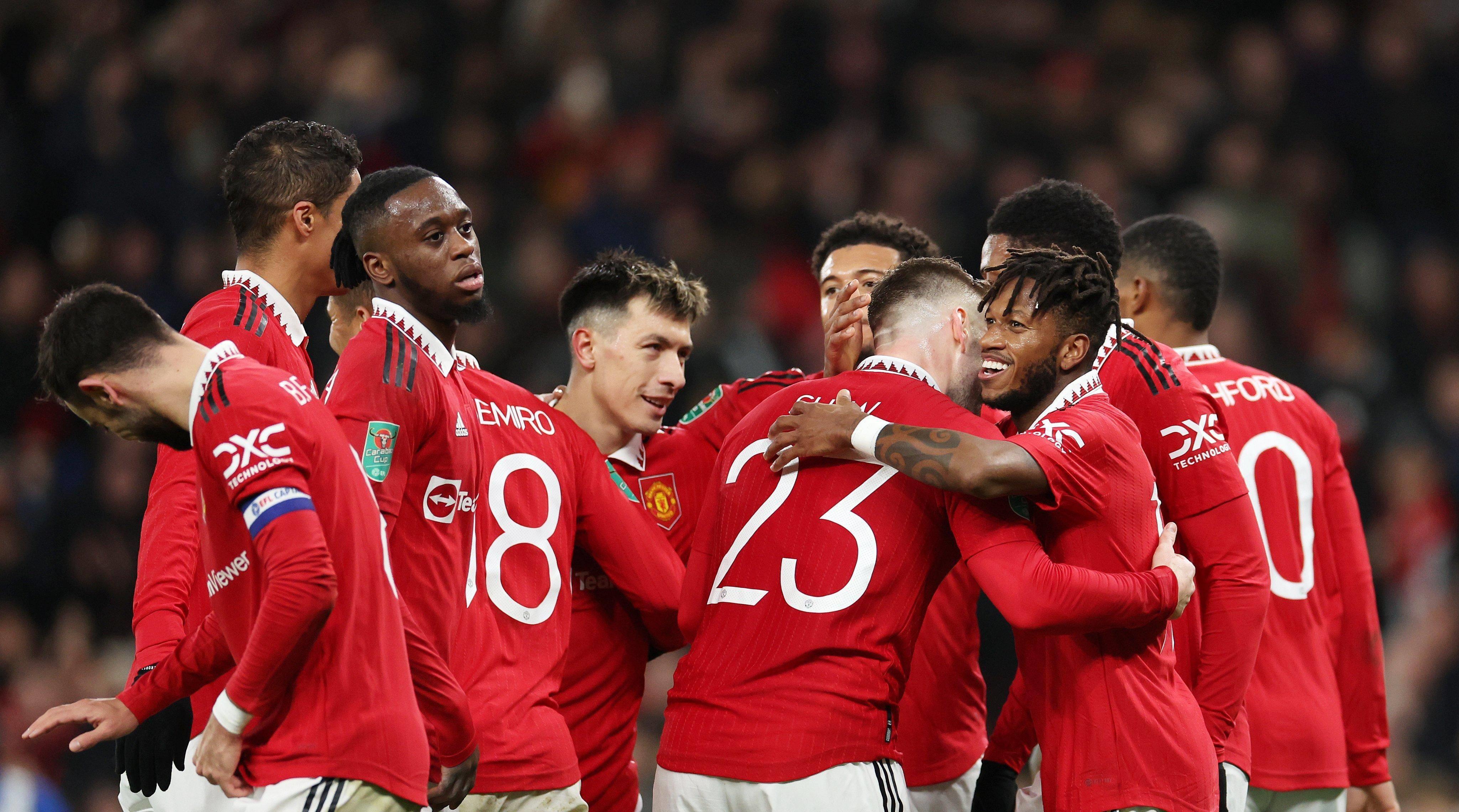 关于曼联不断突破!,莱万多夫斯基连续二十场比赛得分超过比赛局势复杂再创辉煌时刻的信息 关于曼联不断突破!,莱万多夫斯基连续二十场比赛得分超过比赛局势复杂再创辉煌时刻的信息