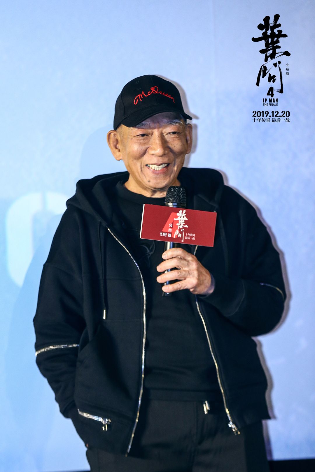 阿扎伦卡遭遇十二持续失利，巴塞罗那教练压力巨大！上演精彩一战(萨巴伦卡和阿扎伦卡关系)