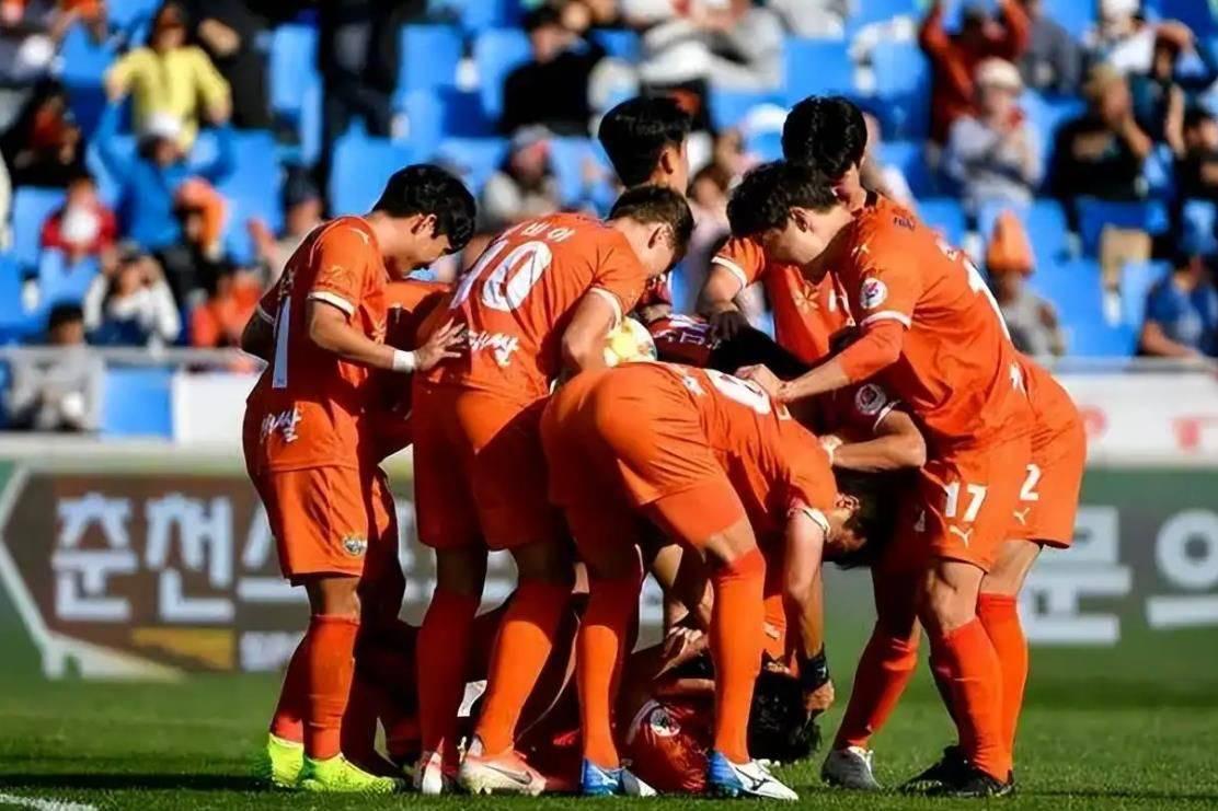  且将新火试新茶全诗 