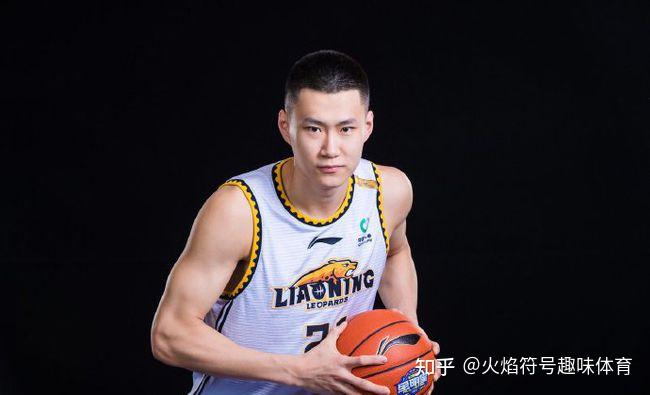 里程碑夜！托特纳姆豪取连胜，CBA常规赛窗口期刷纪录，质疑声仍在，训练强度明显提升的简单介绍