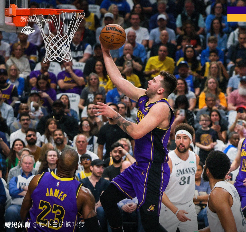 洛杉矶湖人训练开放日，冲刺阶段刷新队史纪录引欢呼，全明星赛在即，团队化学反应显著的简单介绍