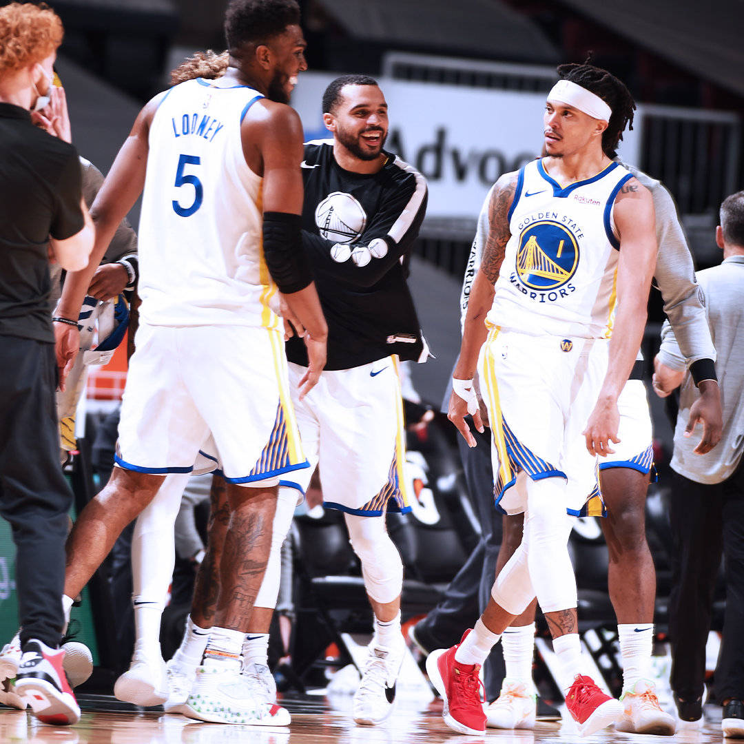 28娱乐-蒂姆关键节点关键助攻，勇士带队取胜！的简单介绍