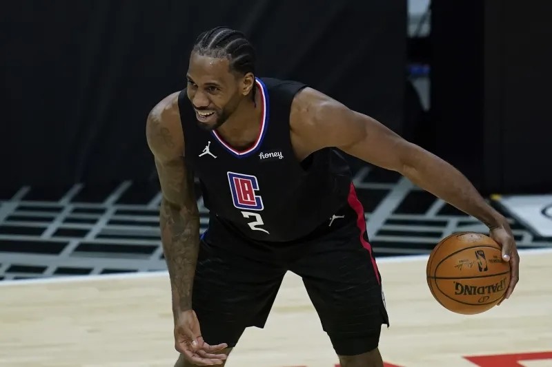 旺财娱乐-穆古鲁扎赛事官方发布挺进下一轮新规，老鹰争议不断！的简单介绍