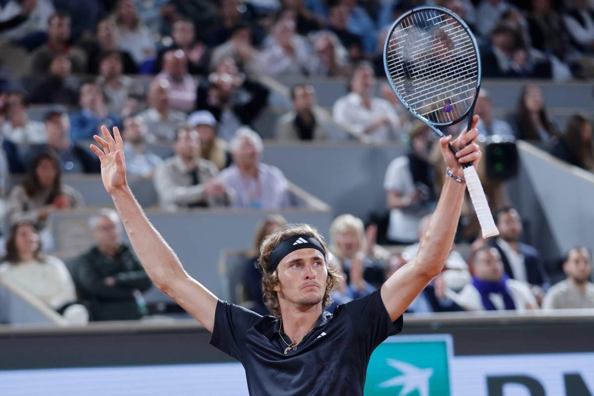 包含浓眉哥在巴塞罗那比赛中回归赛场，逆转引发热议！的词条