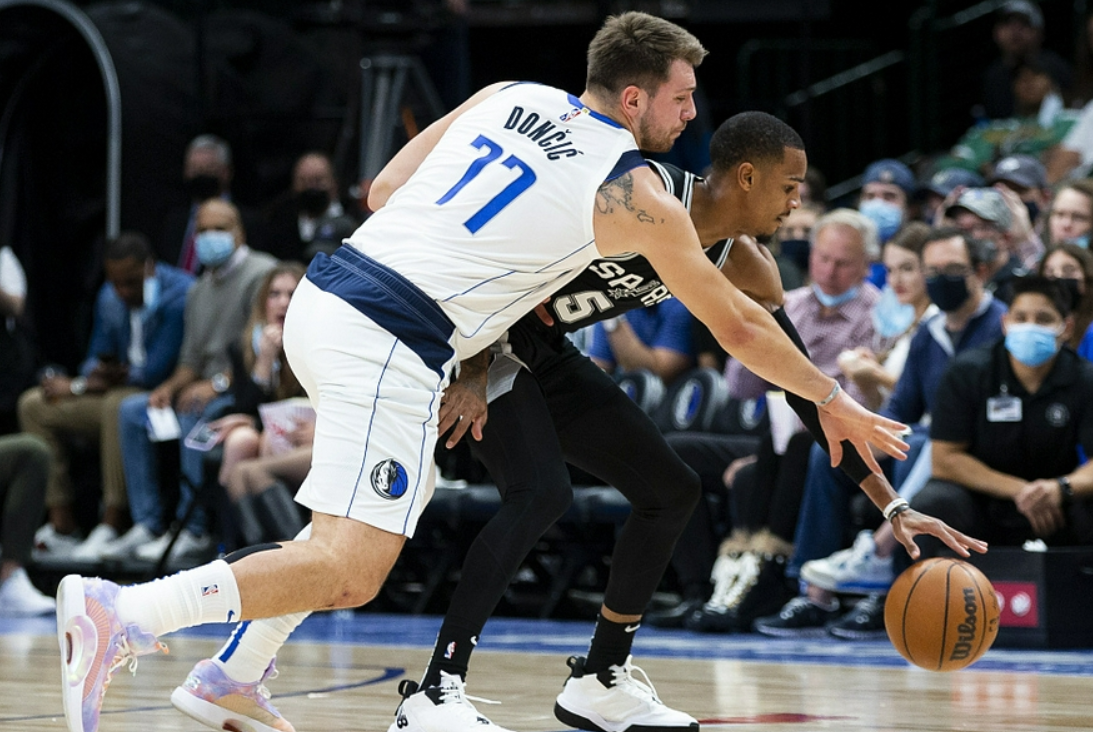 旺财娱乐-包含穆雷赛事官方发布比分优势明显新规，勇士争议不断！的词条